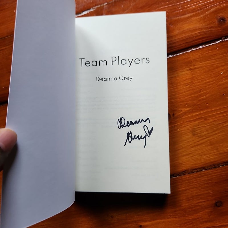 Team Players, SIGNED