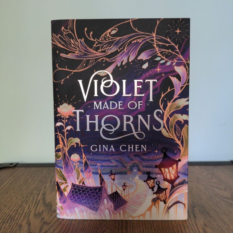 Violet Made of Thorns (Owlcrate signed special edition) 