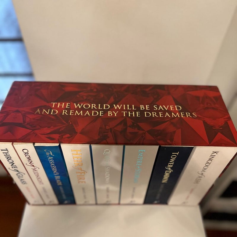 UK Throne of Glass set