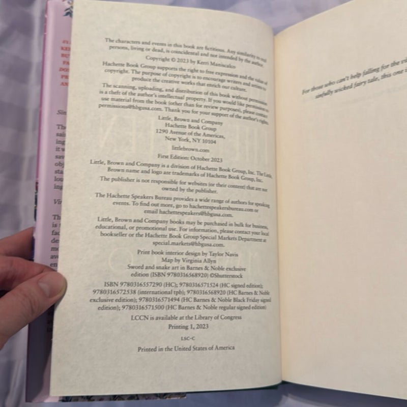 Throne of the Fallen *Barnes & Noble Exclusive edition 