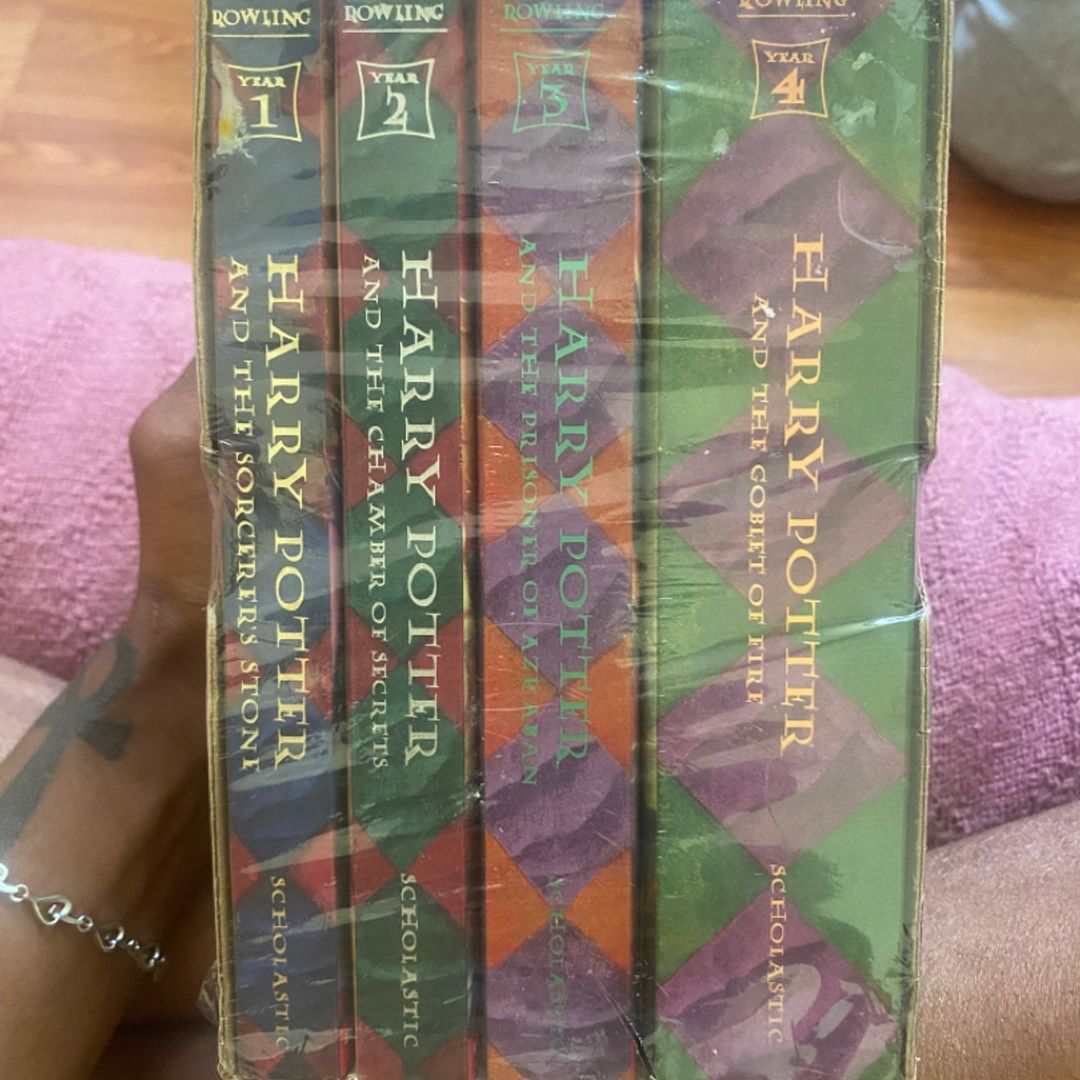  Harry Potter Boxset 1-4: 9780439434867: Rowling, J.K.: Books