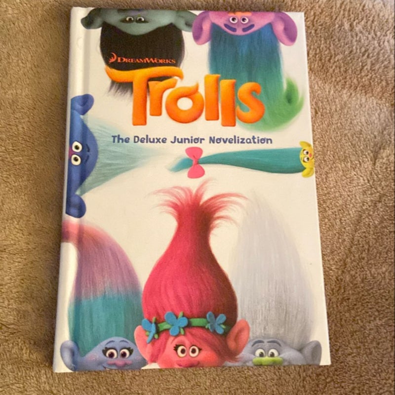 Trolls: the Deluxe Junior Novelization (DreamWorks Trolls)