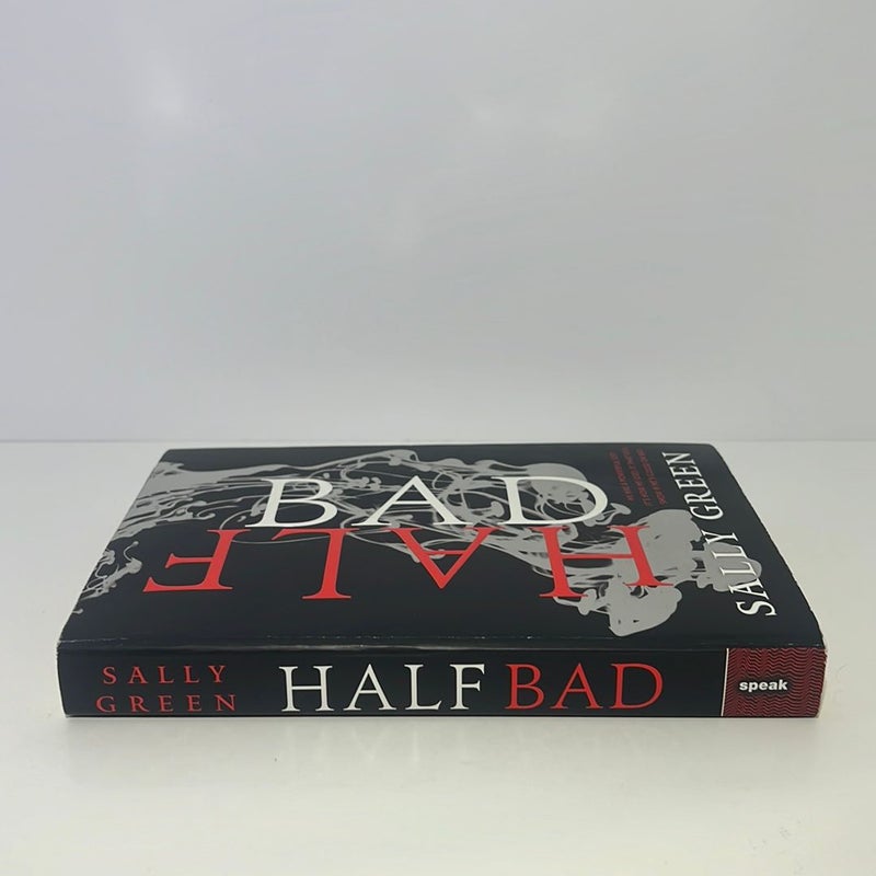 Half Bad (Half Blood Trilogy, Book 1) 