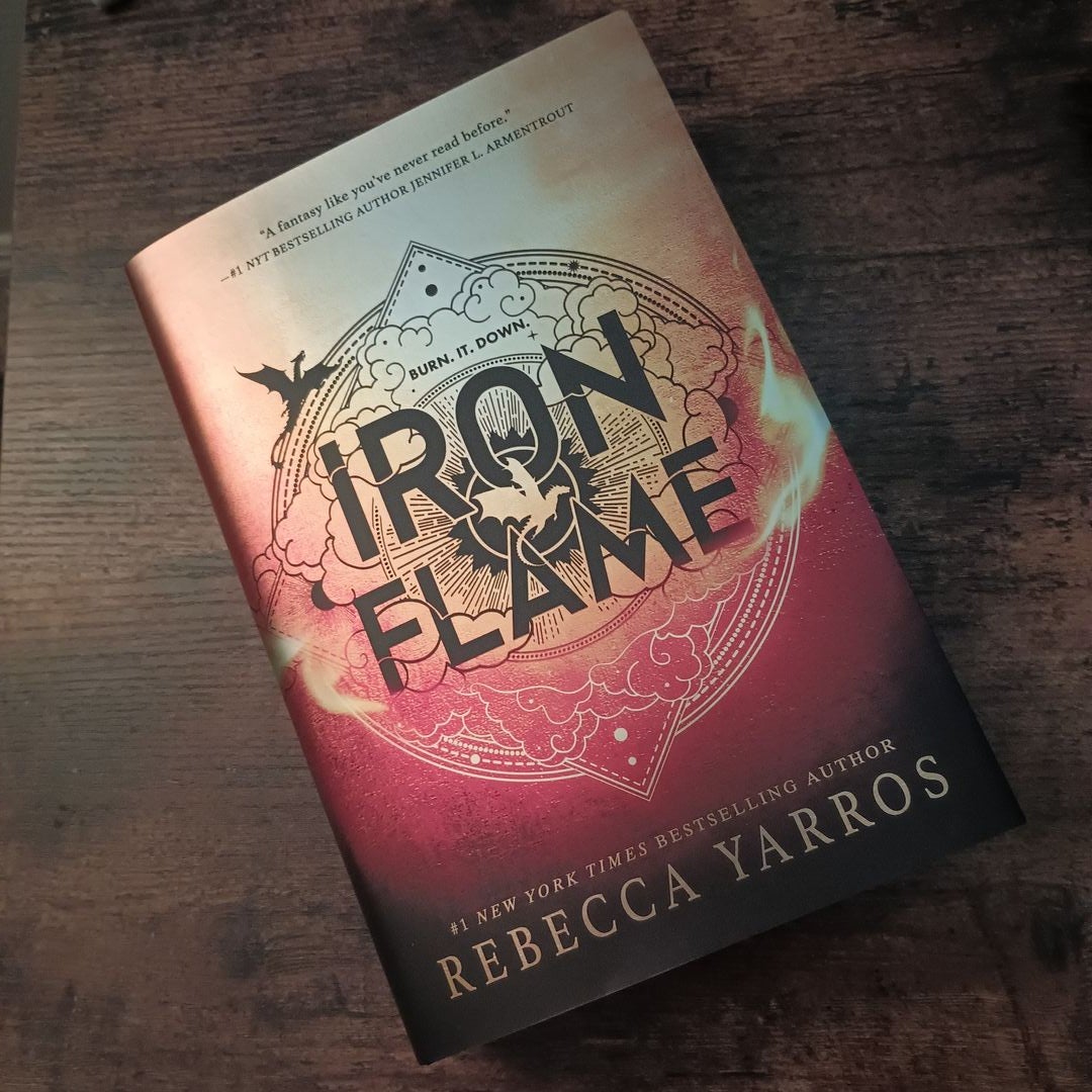 Iron Flame PRE ORDER Sprayed Edges, Rebecca Yoros Book Cover