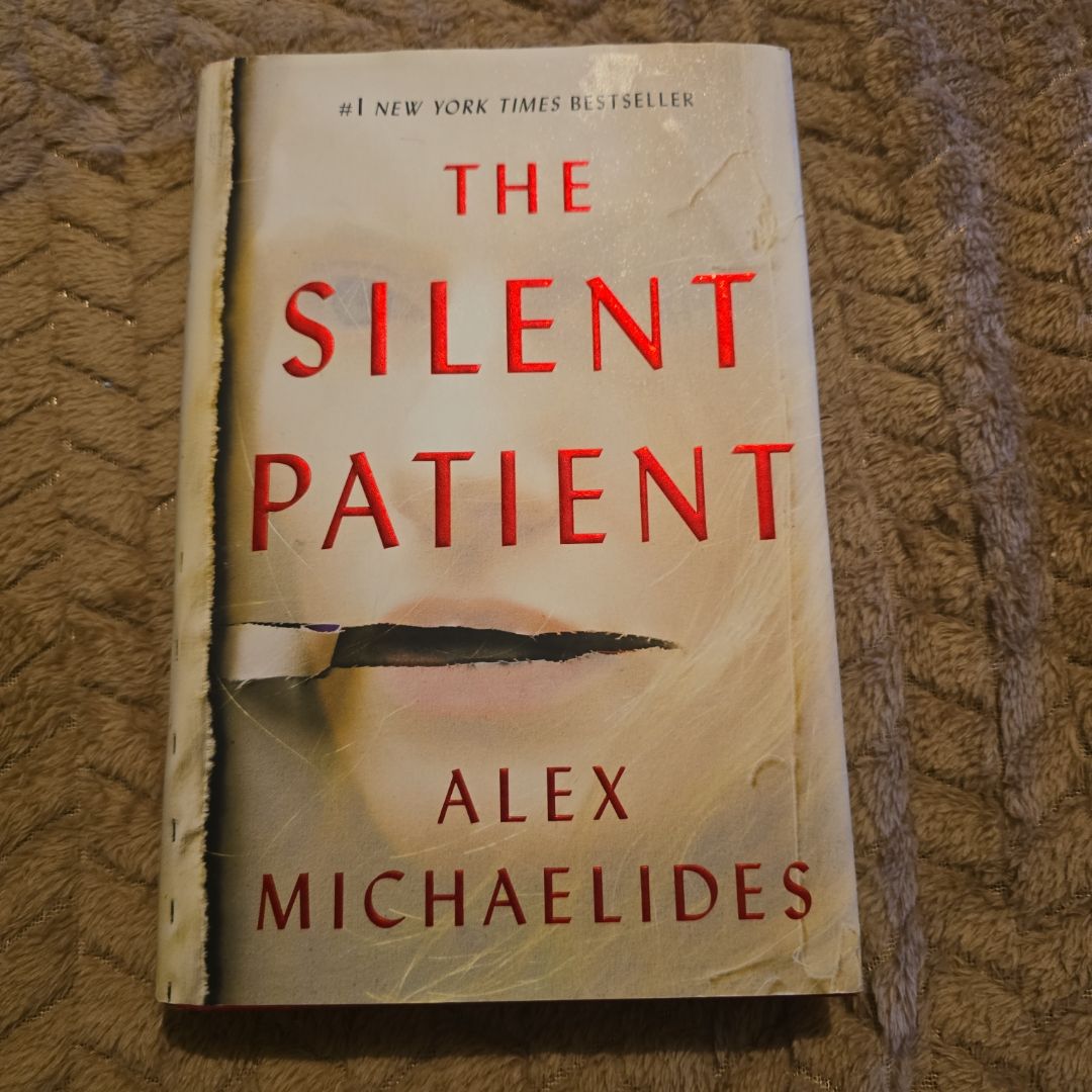 Sale image for 974aaa1d-c741-4b1c-b338-9d93e93bc7cd-yySV7tgK38SI61N4QGWoVC9z6x83