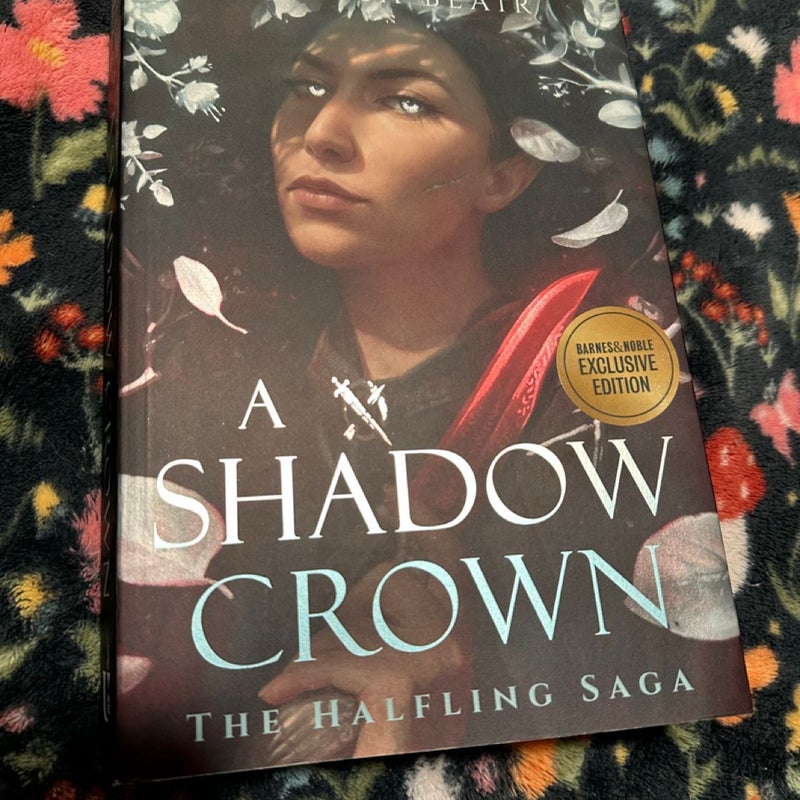 A Shadow Crown - The Halfling Saga