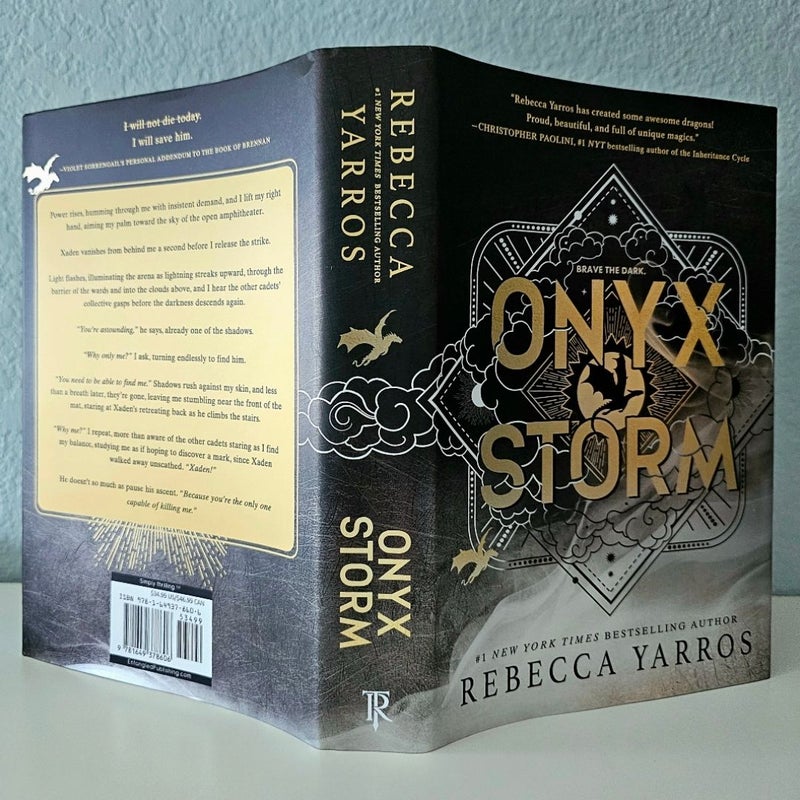 Onyx Storm by Rebecca Yarros Target Exclusive Stenciled Edge & Color Artwork NEW