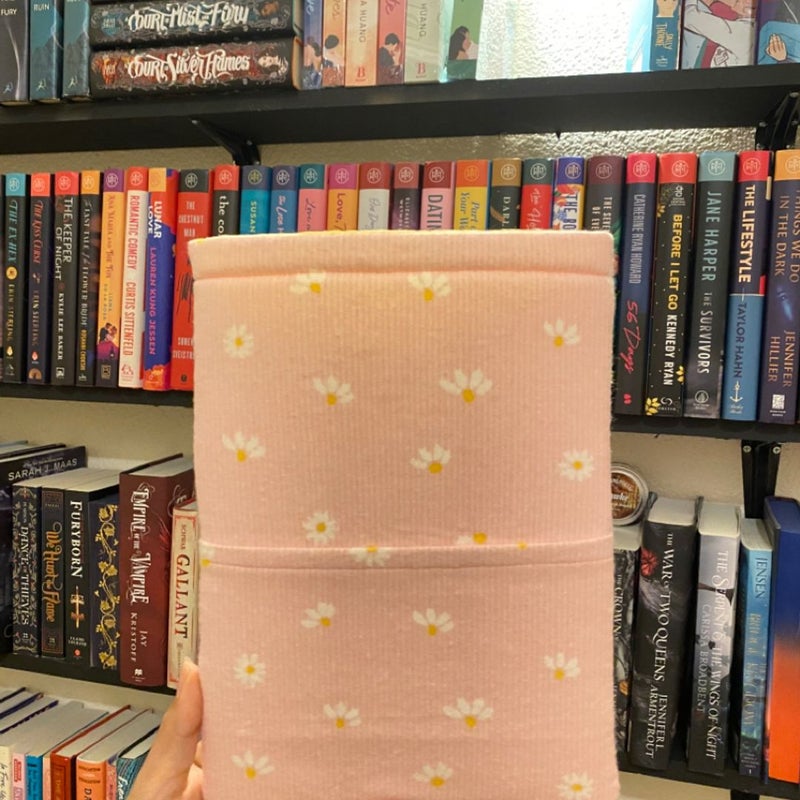 Hardcover foam book sleeve 