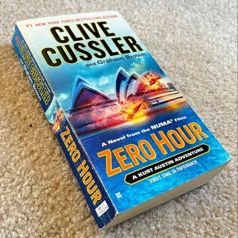 Clive Cussler 2 Book Bundle