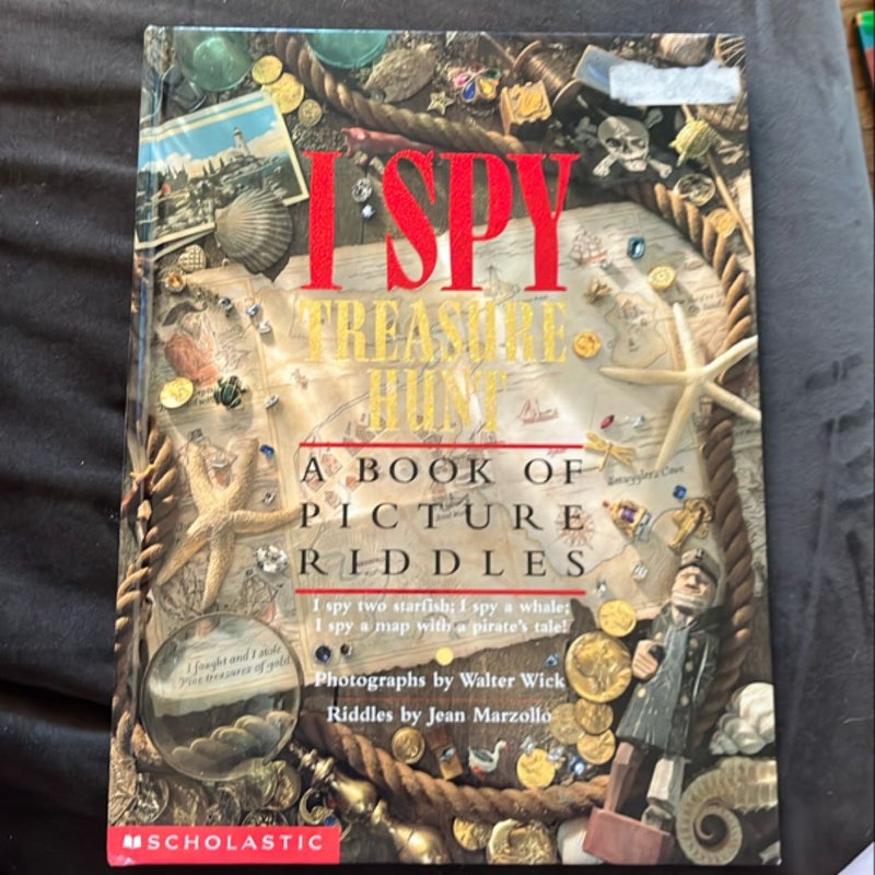 I Spy Treasure Hunt: a Book of Picture Riddles