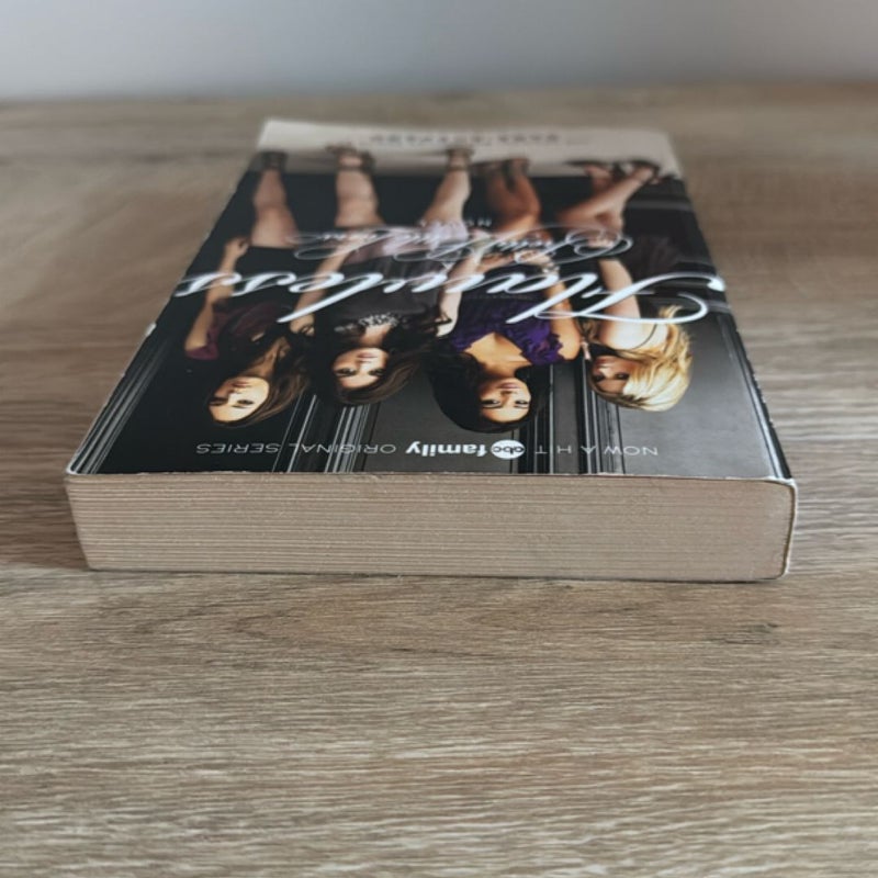 Pretty Little Liars #2: Flawless TV Tie-In Edition