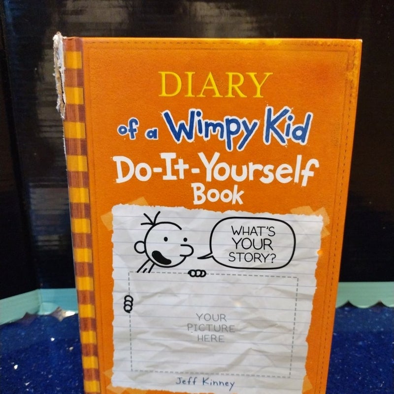 Diary of a Wimpy Kid Do-It-Yourself Book