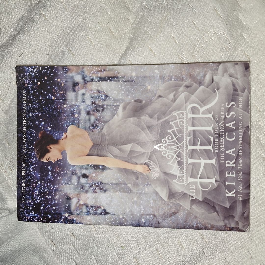 The Elite (The Selection Series) By Kiera Cass – Paperback In Very Good Condition
