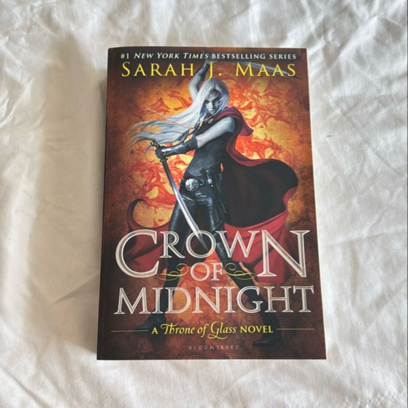 Crown of Midnight OOP