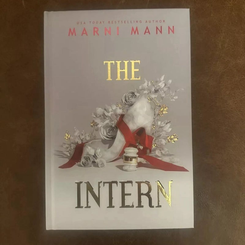 The Intern by Marni Mann signed special edition bookahlic box