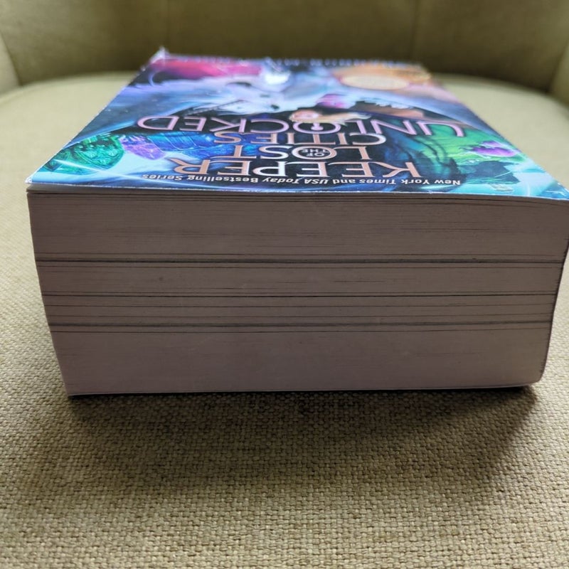 Keeper of the Lost Cities - Unlocked Book 8. 5