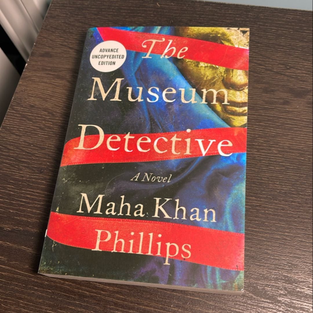 The Museum Detective by Maha Khan Phillips, Paperback Pangobooks