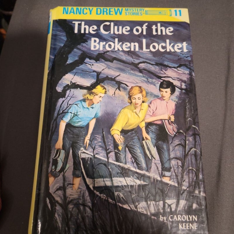 Nancy Drew 11: the Clue of the Broken Locket