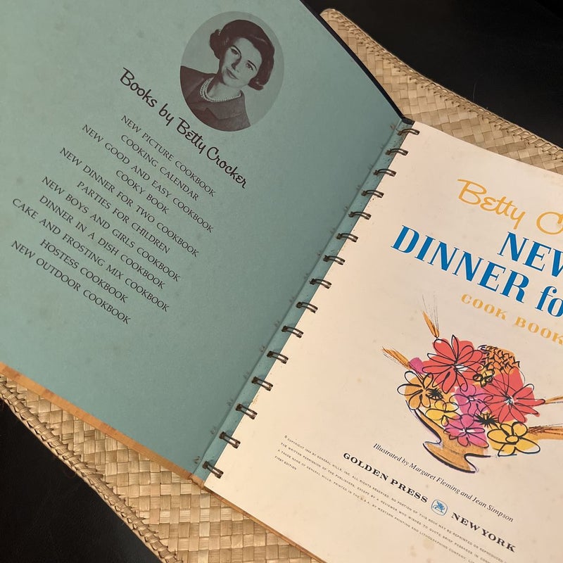 Betty Crockers Dinner for Two Cookbook VINTAGE