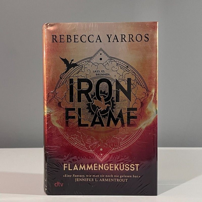 German Special Deluxe Edition - Iron Flame (Flammengeküsst) w/ sprayed  edges by Rebecca Yarros, Hardcover