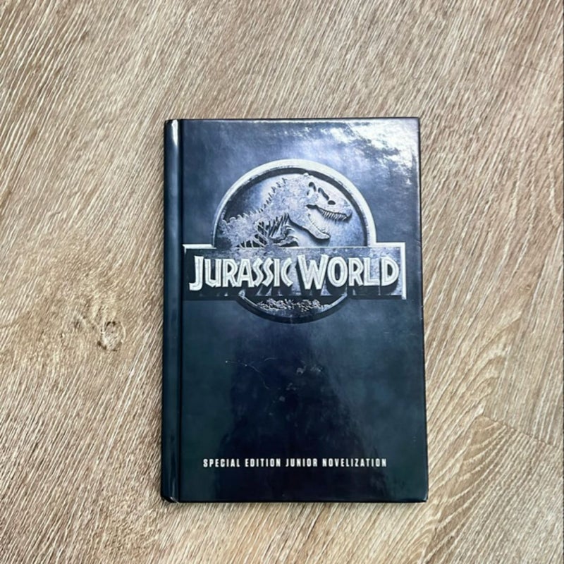 Jurassic World Special Edition Junior Novelization (Jurassic World)