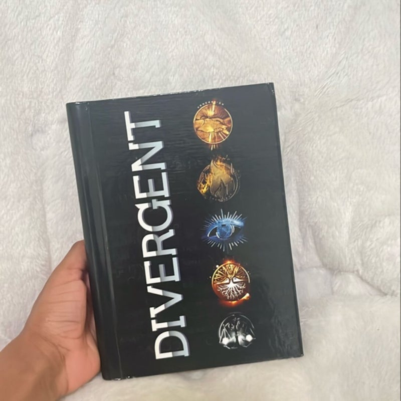 Divergent Journal