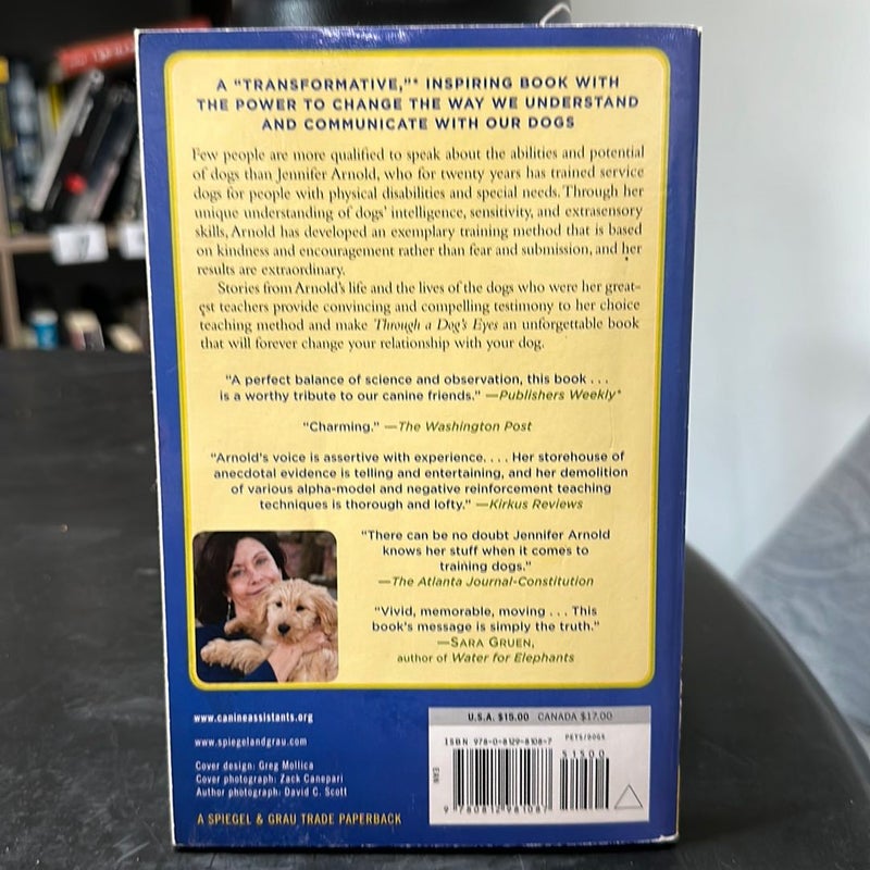 (First Edition) Through a Dog's Eyes
