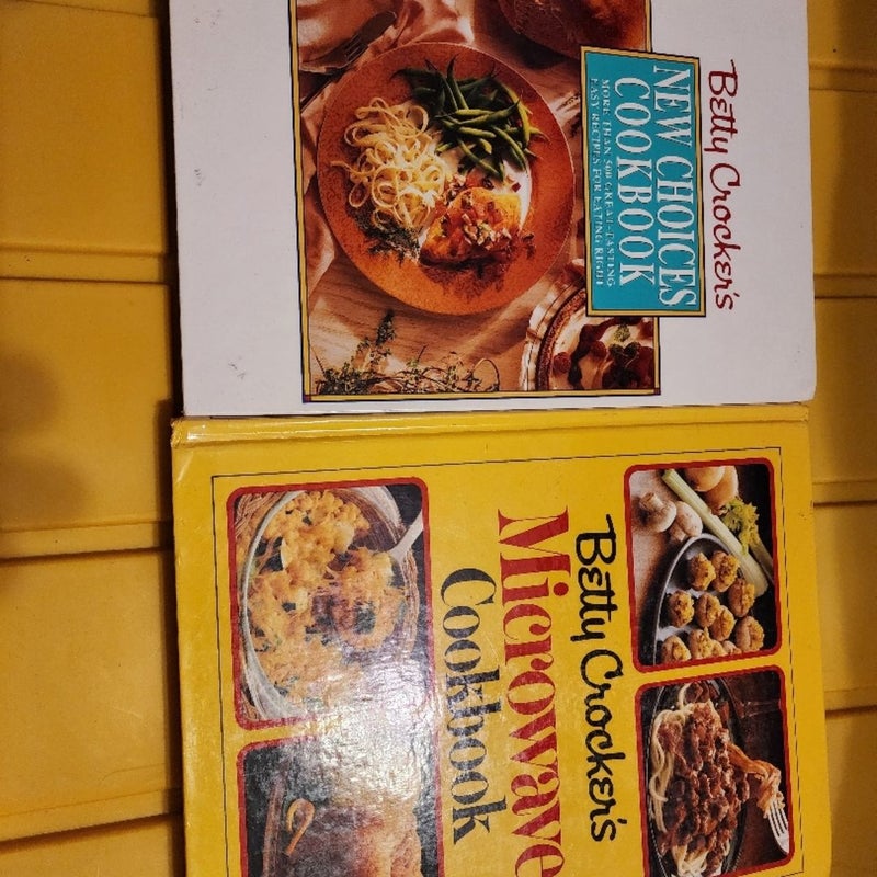 2 Betty Crocker  Cookbooks 