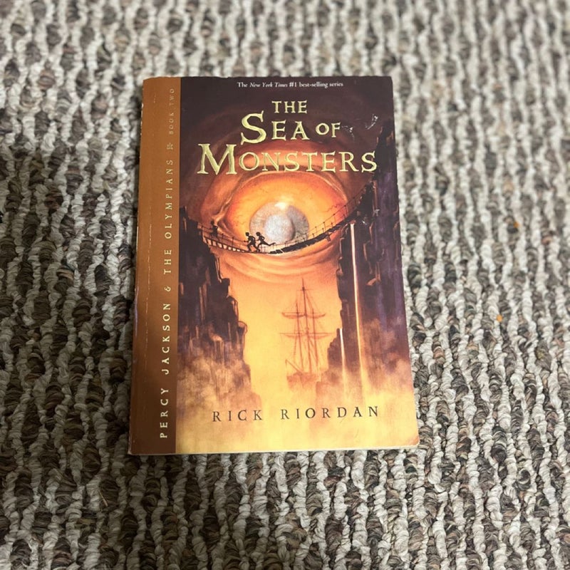 Percy Jackson and the Olympians, Book Two the Sea of Monsters (Percy Jackson and the Olympians, Book Two)