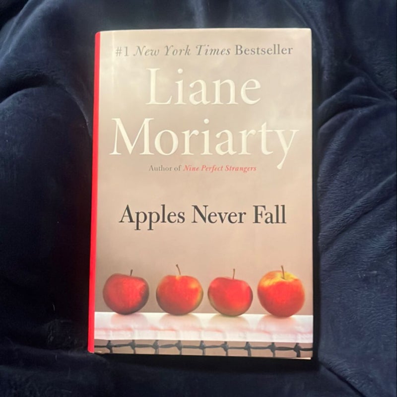 Apples Never Fall