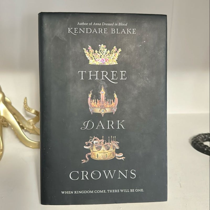 Three Dark Crowns