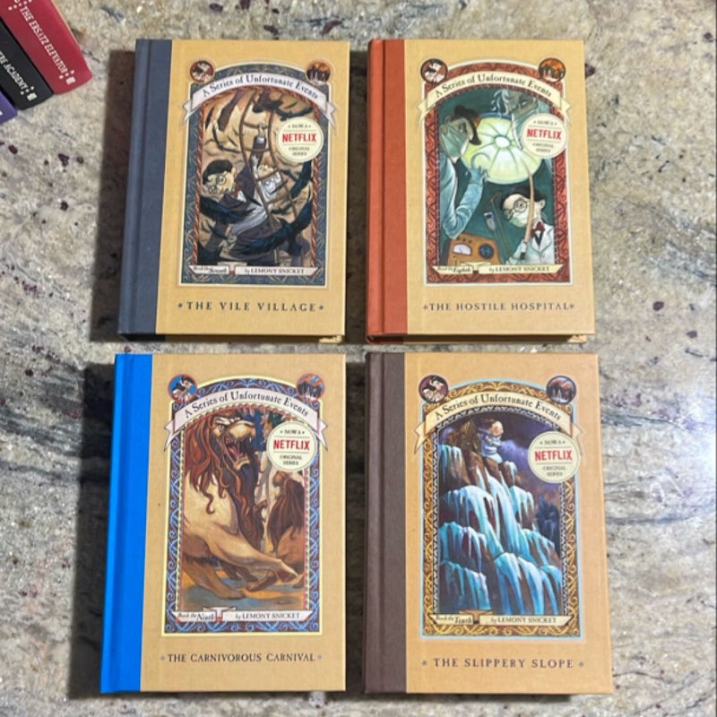 A Series of Unfortunate Events Box: the Complete Wreck (Books 1-13)