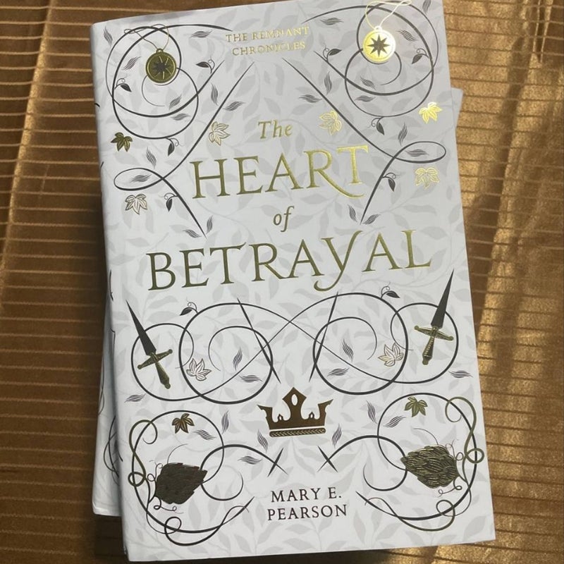 *FAIRYLOOT SPECIAL EDITION* The Remnant Chronicles