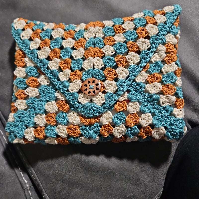 Crochet book sleeve