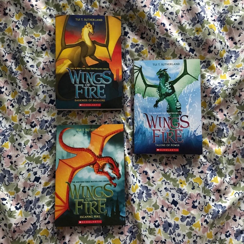 Wings of Fire 3-Book Collection (Escaping Peril, Talons of Power, & Darkness of Dragons)