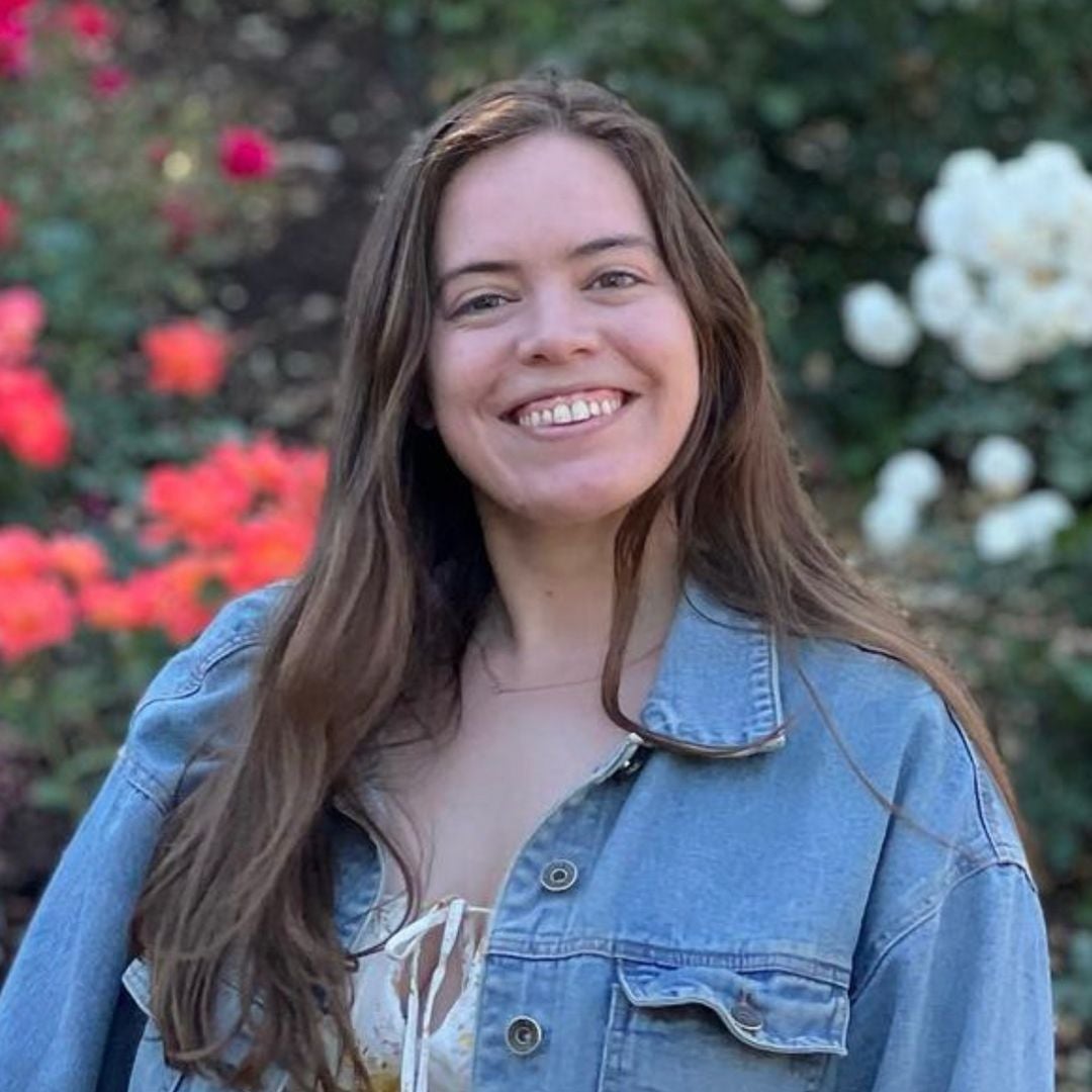 Amy Biggart (@myreadsbooks)
