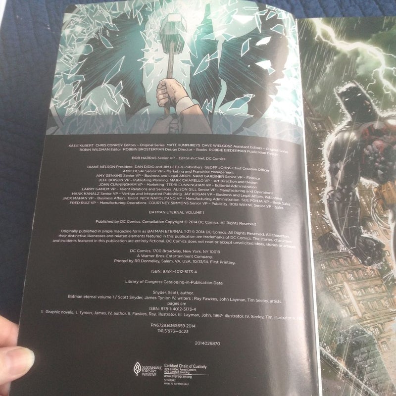 Batman Eternal Vol. 1 (the New 52)