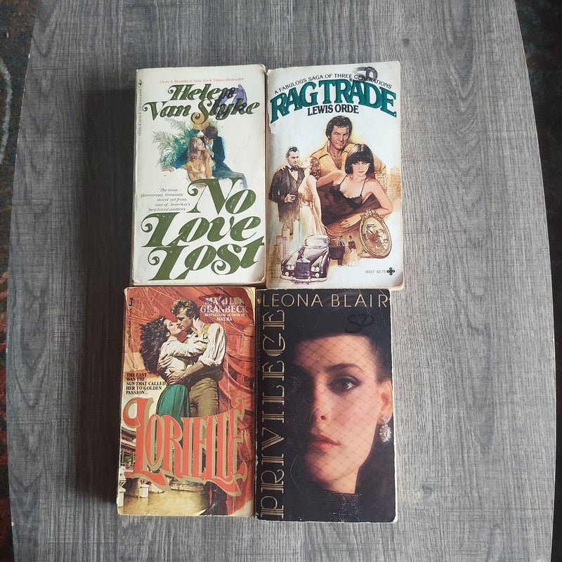 Various vintage romance books 
