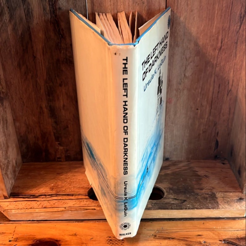 The Left Hand of Darkness Ursula K. LeGuin Book Club Edition 1969 HC DJ