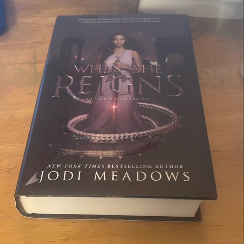 When She Reigns