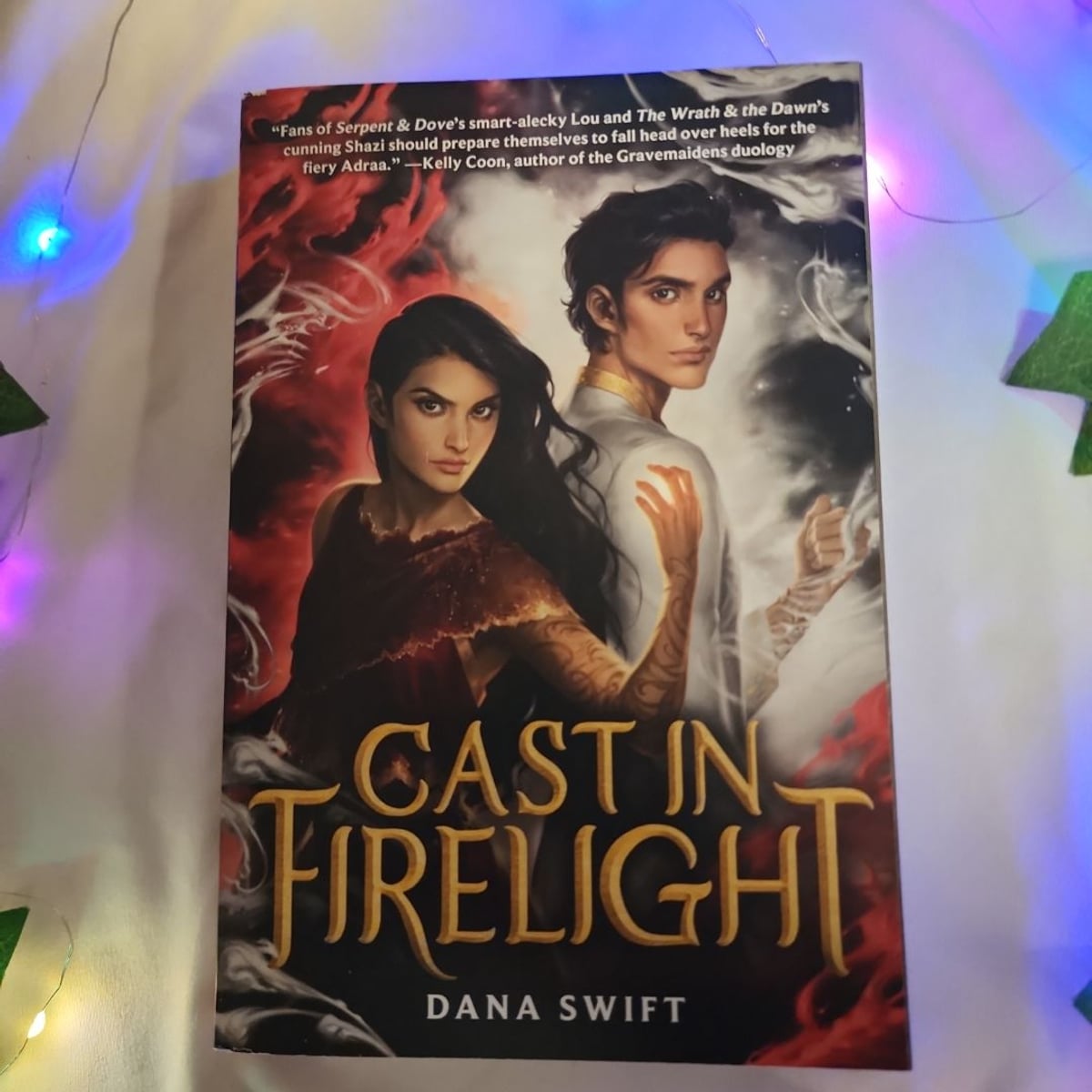 Cast in Firelight by , Paperback | Pangobooks