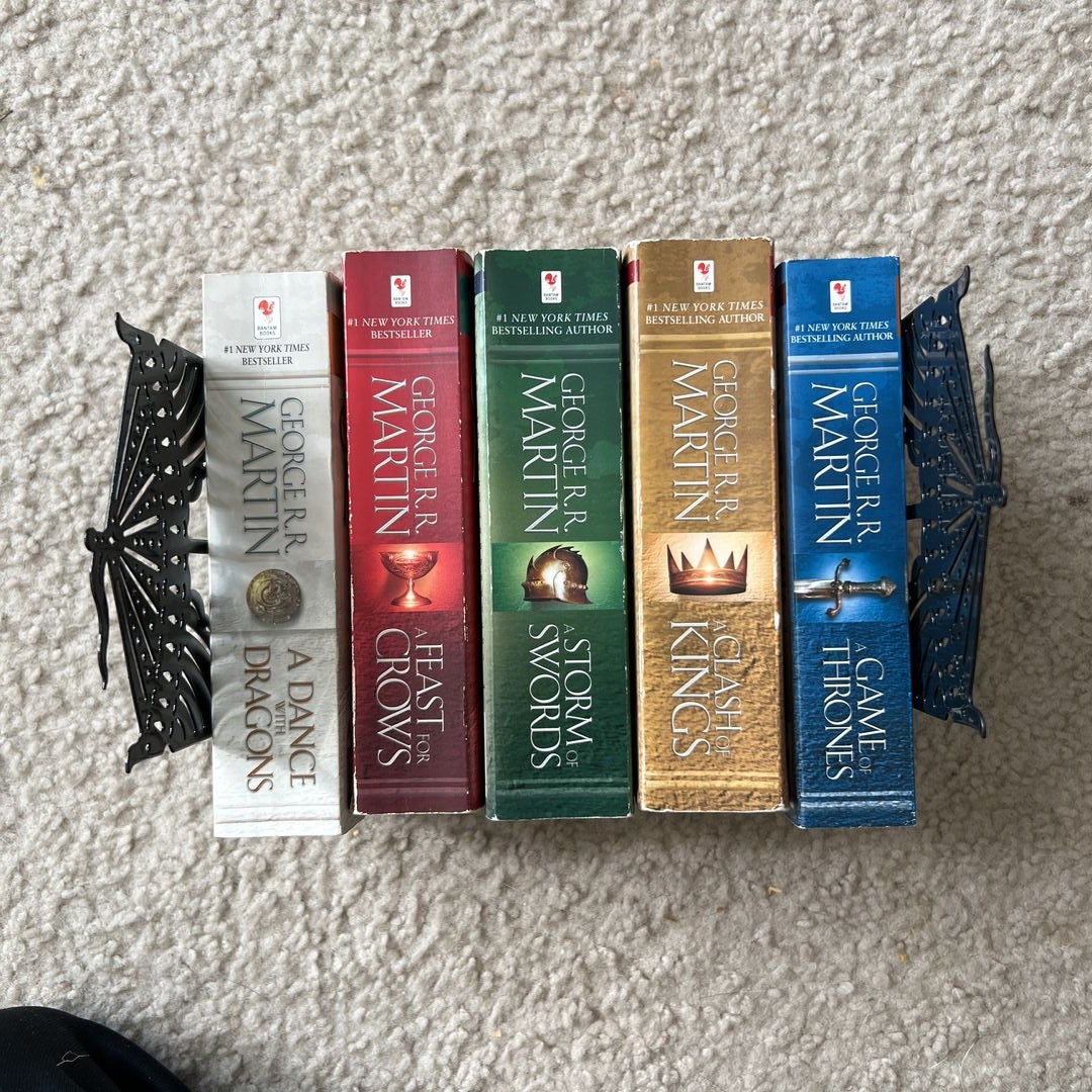 George R. R. Martin's a Game of Thrones 5-Book Boxed Set (Song of Ice and Fire Series)