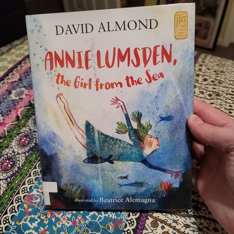 Annie Lumsden, the Girl from the Sea *EX-LIBRARY*