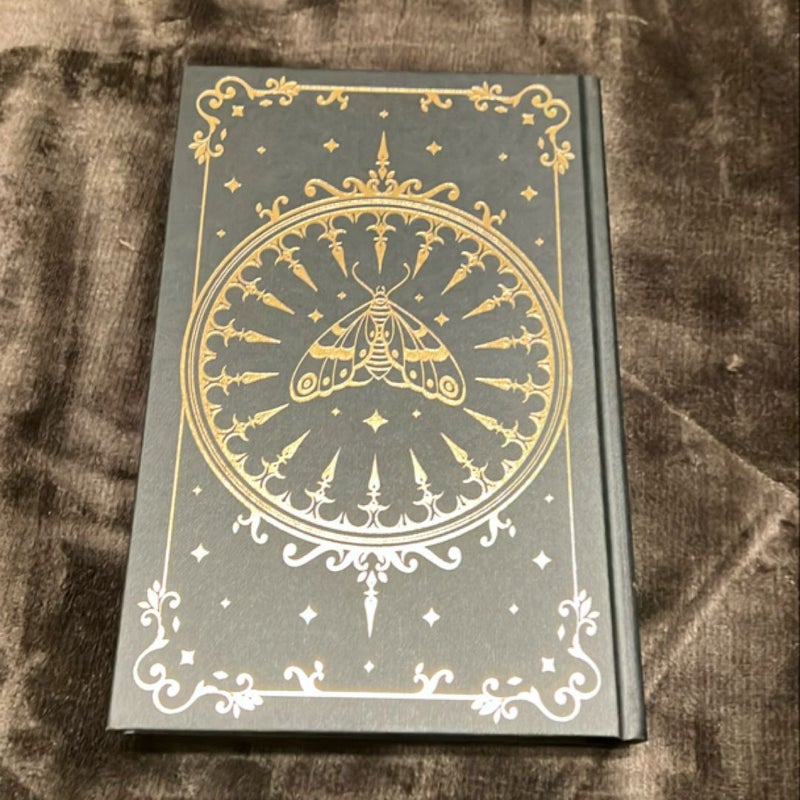 Fairyloot “The Crimson Moth” - exclusive edition