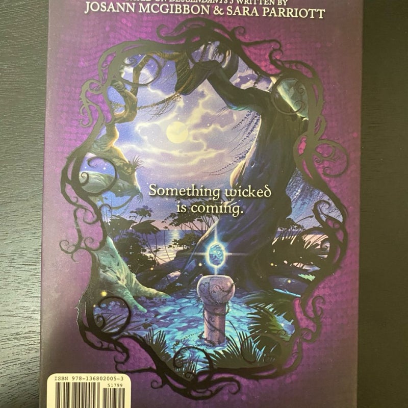 Descendants books 1-4 hardcover 