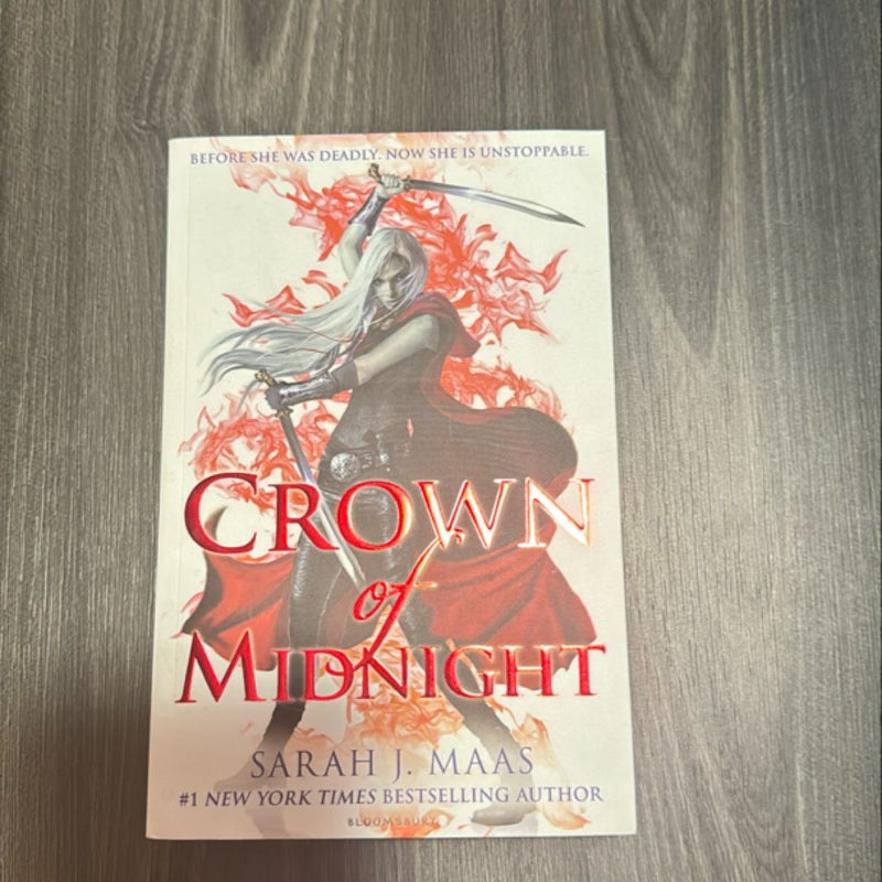 UK OOP Crown of Midnight