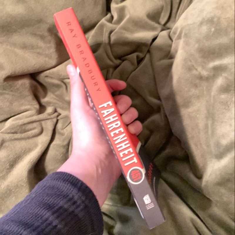 Fahrenheit 451