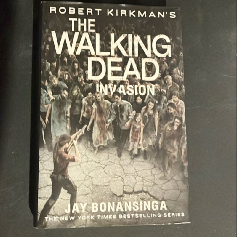 Robert Kirkman's the Walking Dead: Invasion