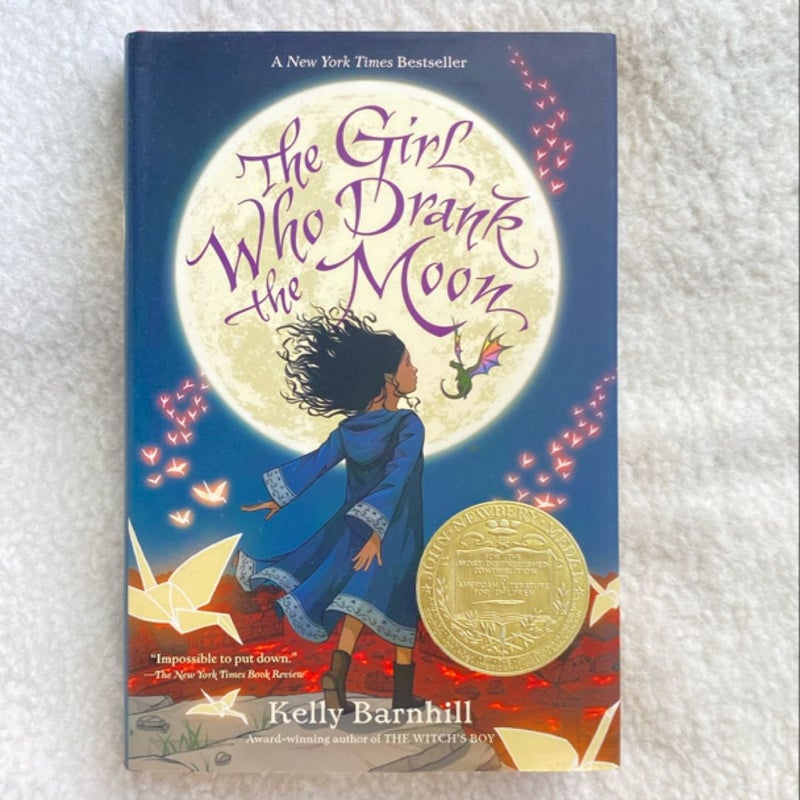 The Girl Who Drank the Moon (Winner of the 2017 Newbery Medal)