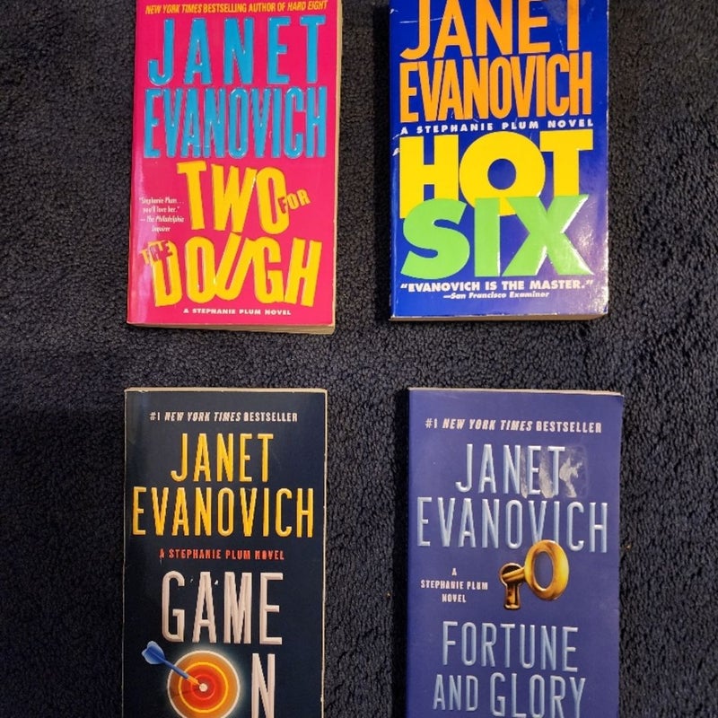 4 Janet Evanovich Books from Stephanie Plum Series 